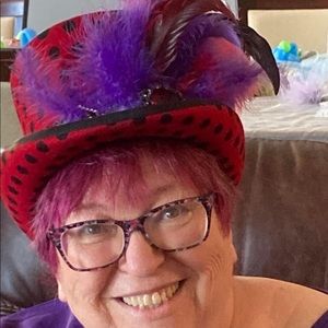 Meet your Posher, Laura